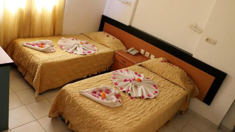 Can Apartments Турунч Экстерьер фото